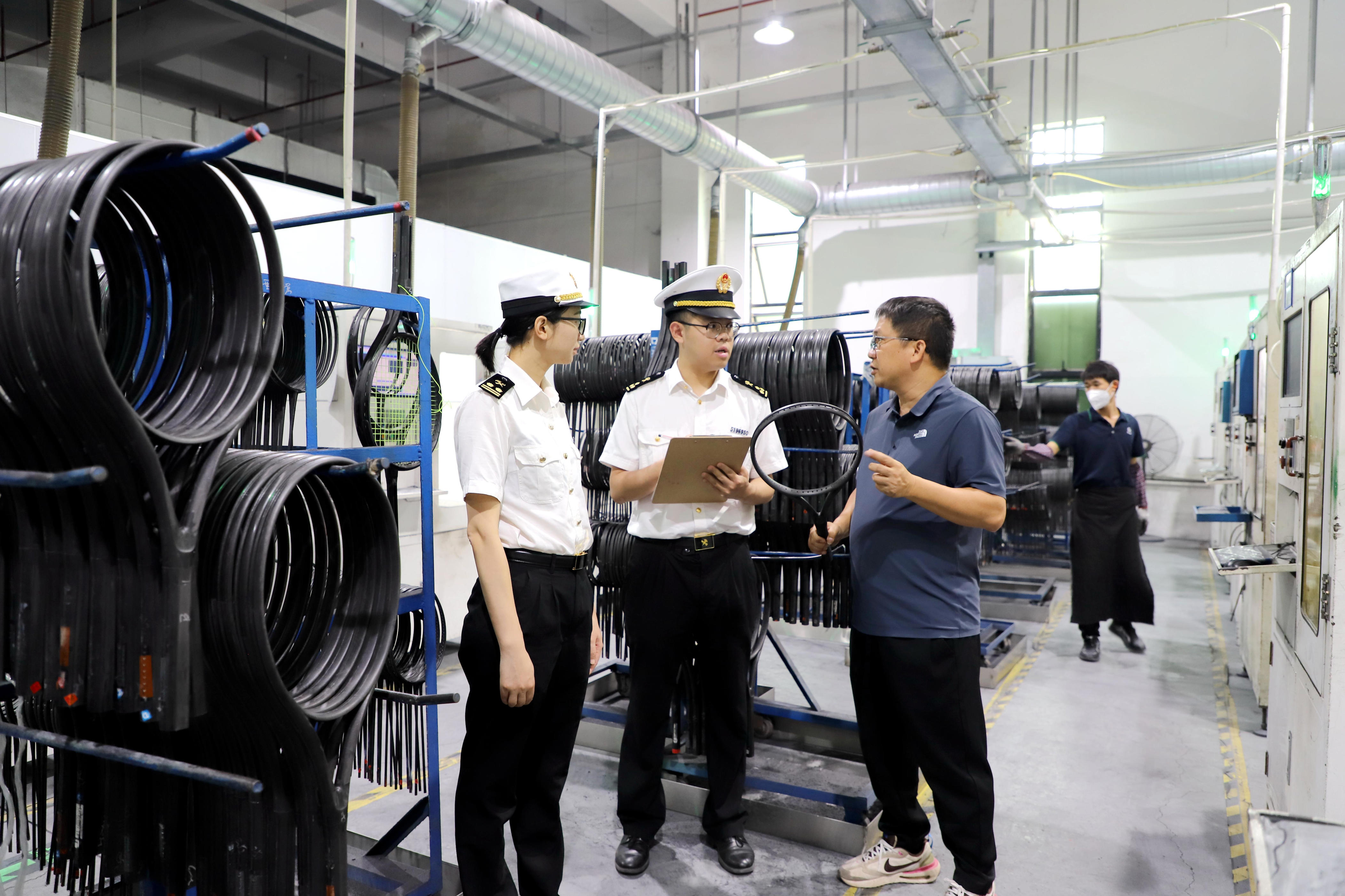 信息推送, 积极拓展海, AA