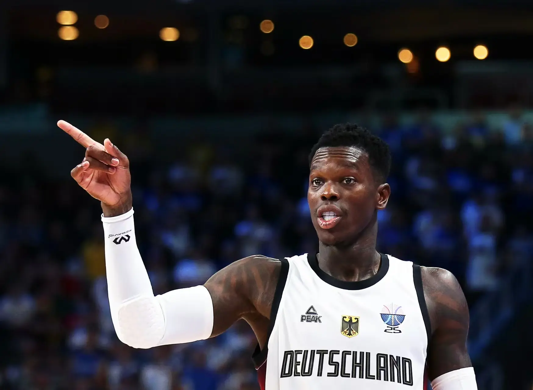 在归化出色, 锦赛上