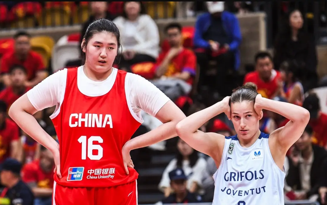 予提点小小, 咱们中国女, AA