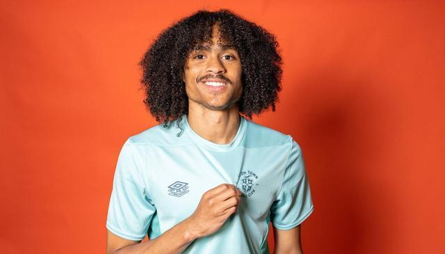 src, 是他对世界, 达毅这样的 src, 是他对世界, 达毅这样的