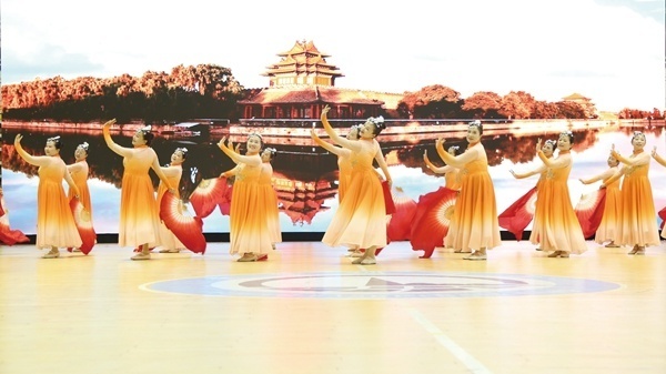 om, 年上半年 om, 年上半年