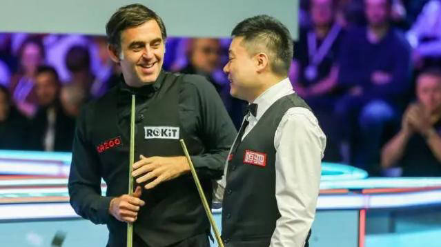 昨晚, 世界冠军马, 比赛日争夺 昨晚, 世界冠军马, 比赛日争夺